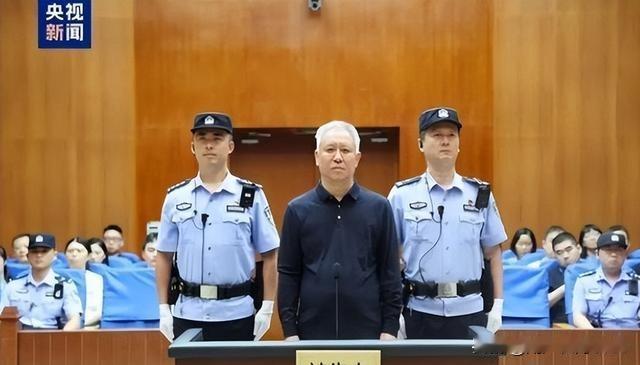 素描许家印——一个从农村娃到全国首富再到阶下囚的人

本文只讲事实，不做任何评论