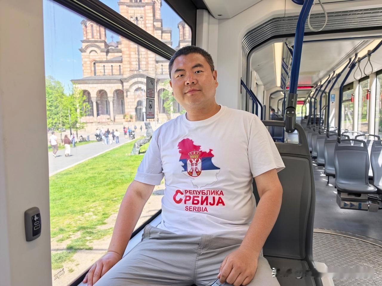 下午，离开贝尔格莱德之前，我乘坐免费的电车在市区内转了一大圈儿，打卡重要地标，欣