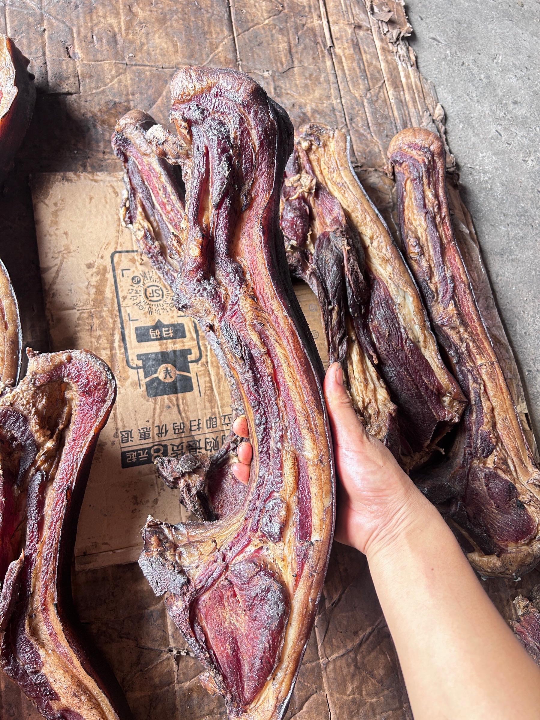 农家烟熏腊肉 地方特色美食 记录真实的农村生活 分享家乡美食