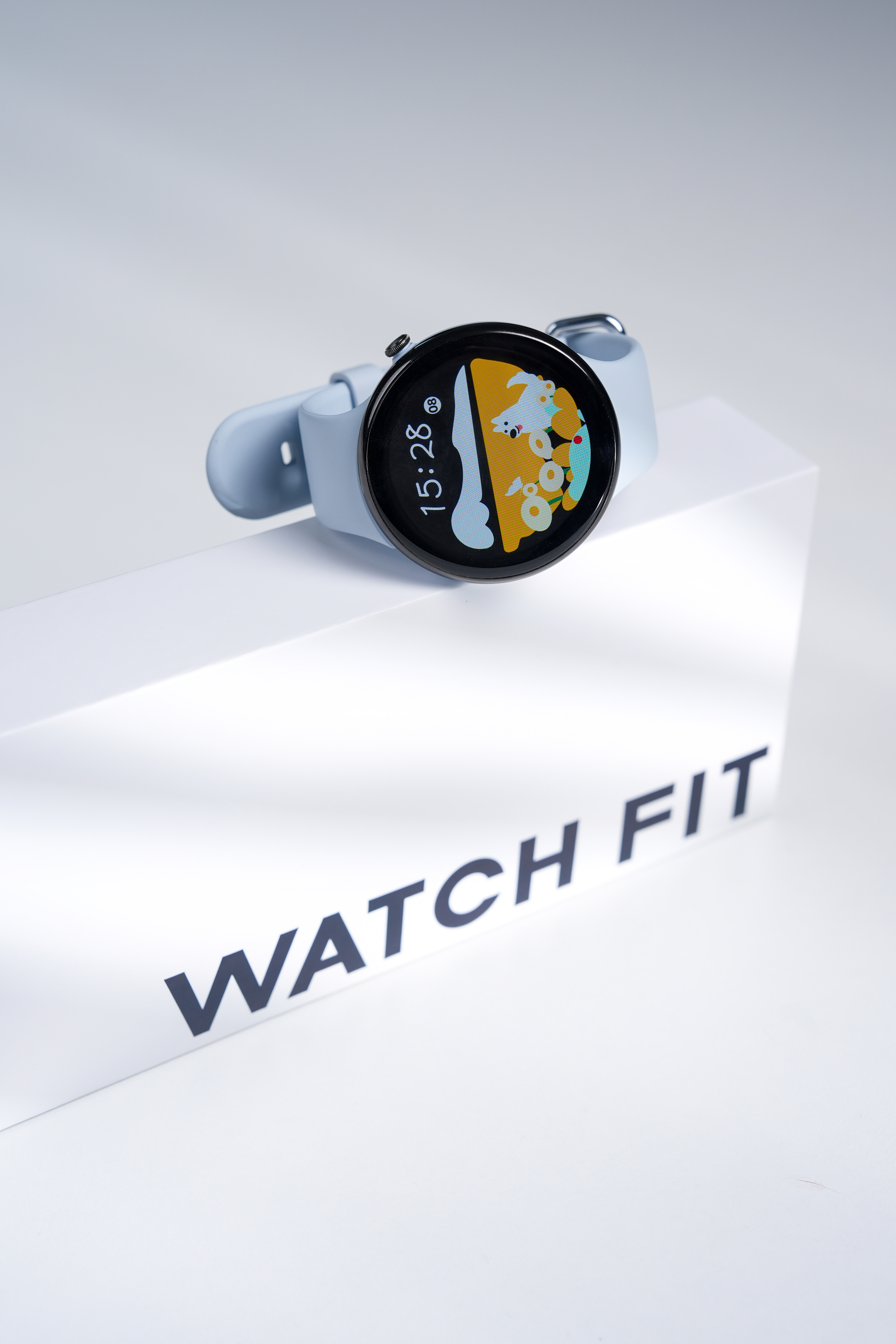 这段时间一直在用荣耀Magic V6 搭配轻便圆表「荣耀WATCH FIT」，真