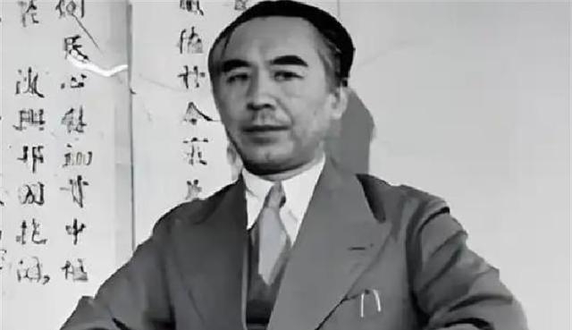 1944年，朱绍良飞抵新疆，劝说盛世才辞职，盛世才起初并不同意
1944年8月，