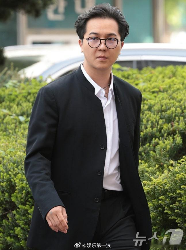 宋旻浩或再服役102天 据韩媒，韩国兵务厅方面表示，针对因违反《兵役法》被移交审