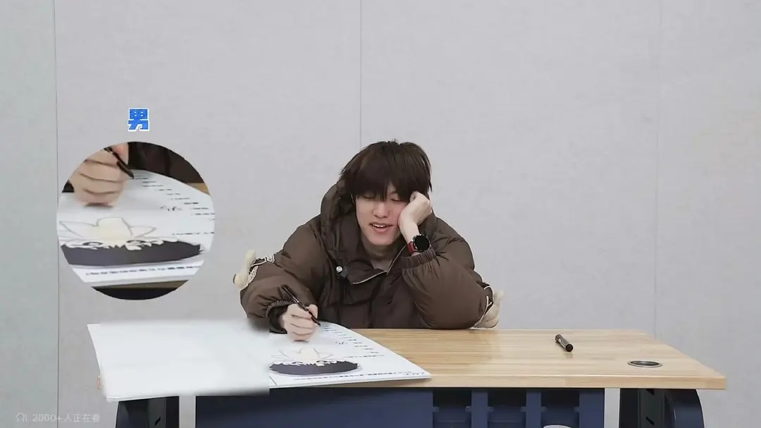 TOP五个娃娃里有四个是男的 