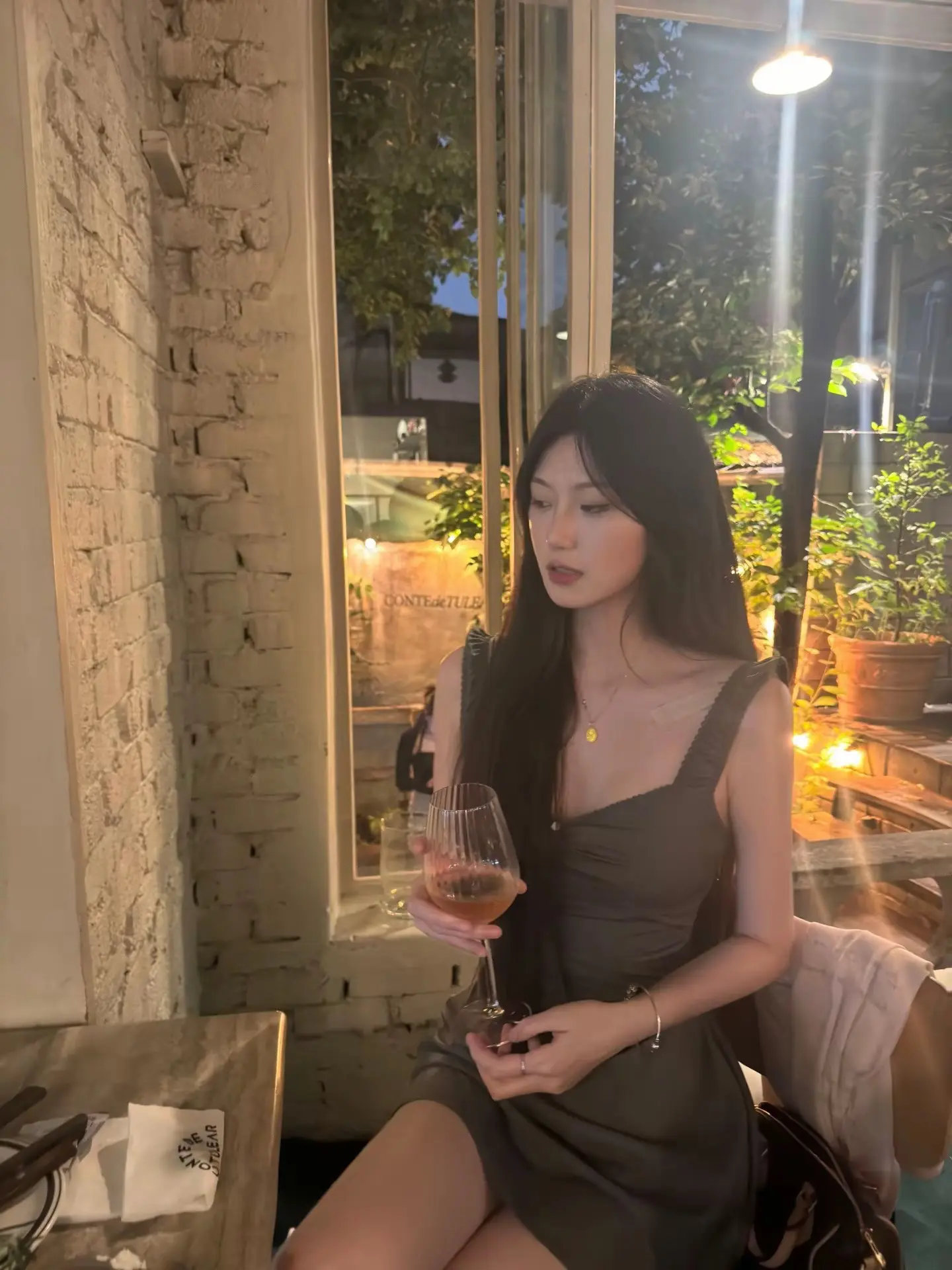 你到底在为谁等待