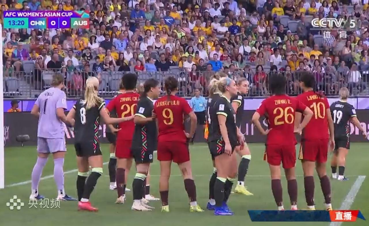 输了，中国女足1比2澳大利亚女足，止步决赛，真的太遗憾了！说实话，中国女足打得很
