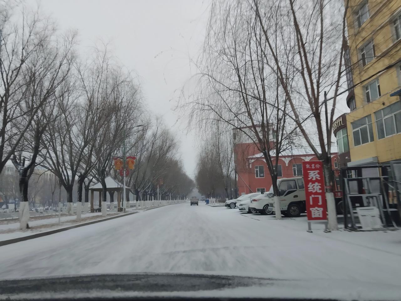 医生治不好病当什么医生？（该死的病除外，医生不是神仙）
教师教不好学生，误人子弟