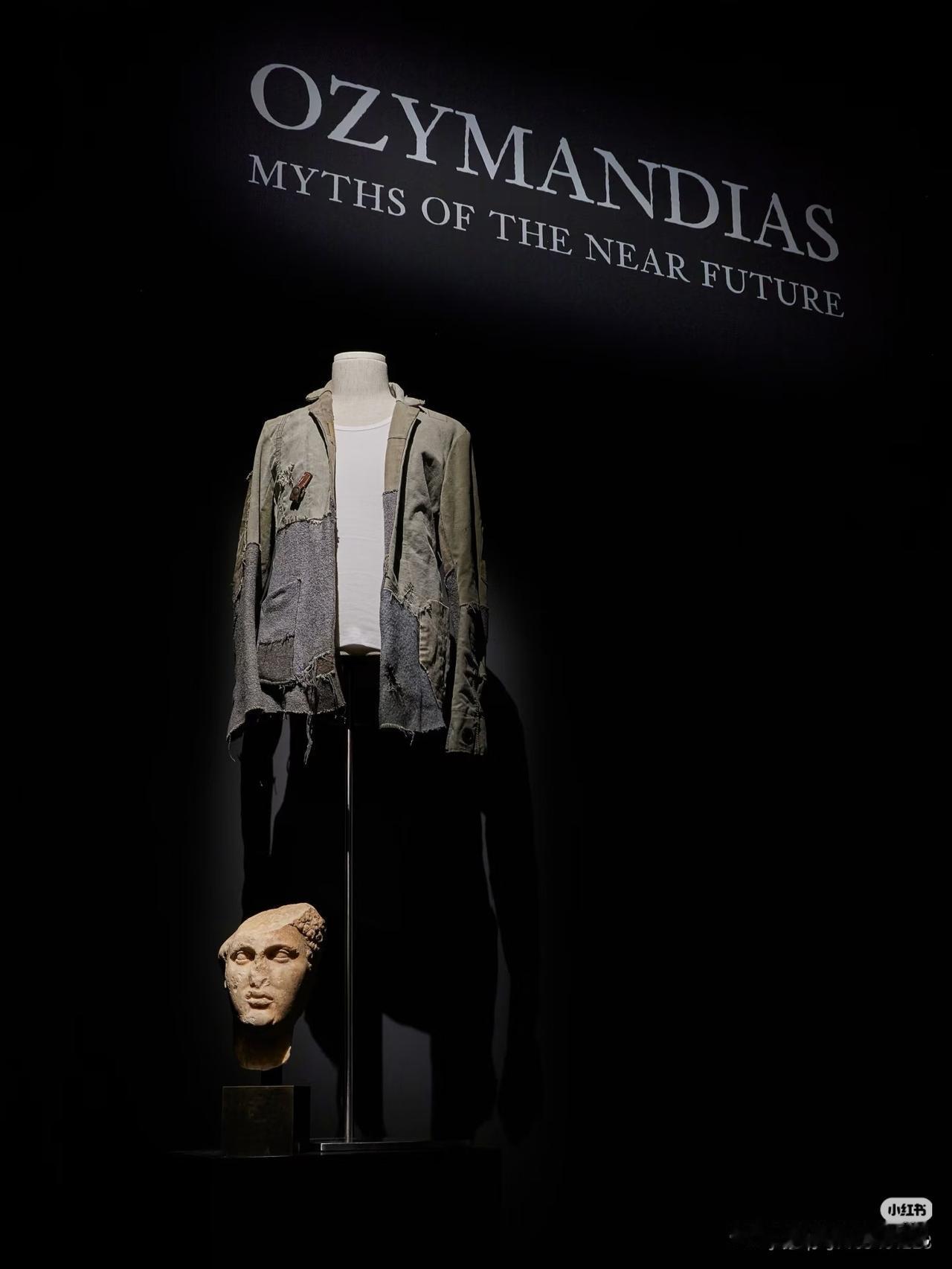 这组苏富比「OZYMANDIAS: MYTHS OF THE NEAR FUTU