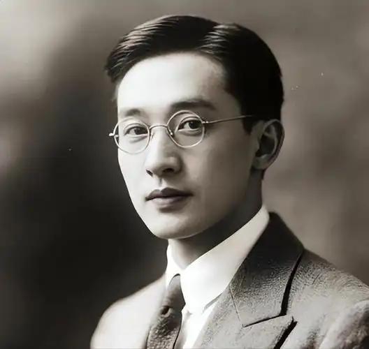 一位情感专家说：“追女人一定要快，喜欢就直接加好友，加了好友就聊，聊上了就暧昧，