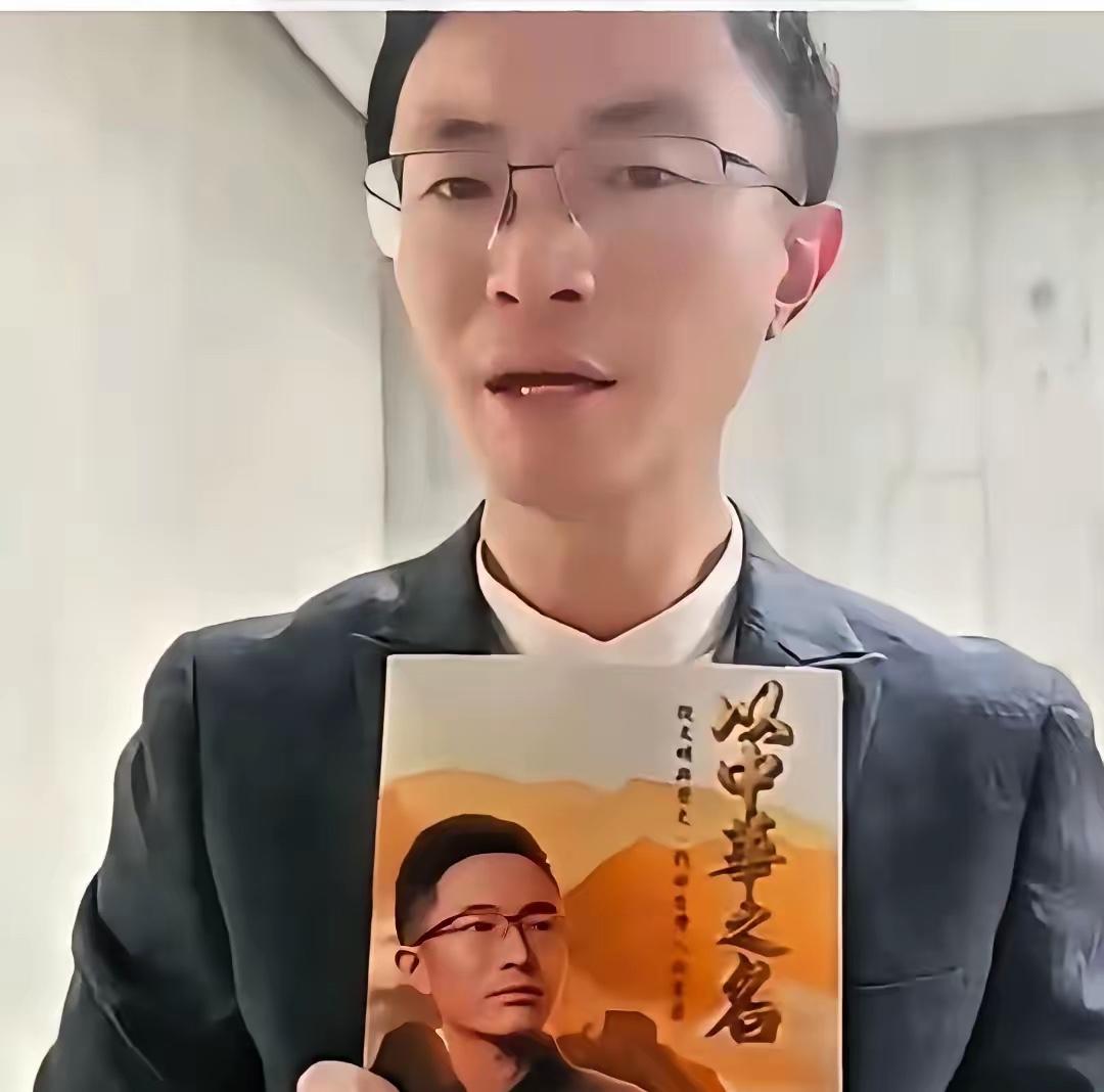 侯汉廷真不简单啊！

5月3日“以中华之名”新书发布会，居然邀请了洪秀柱、郑丽文