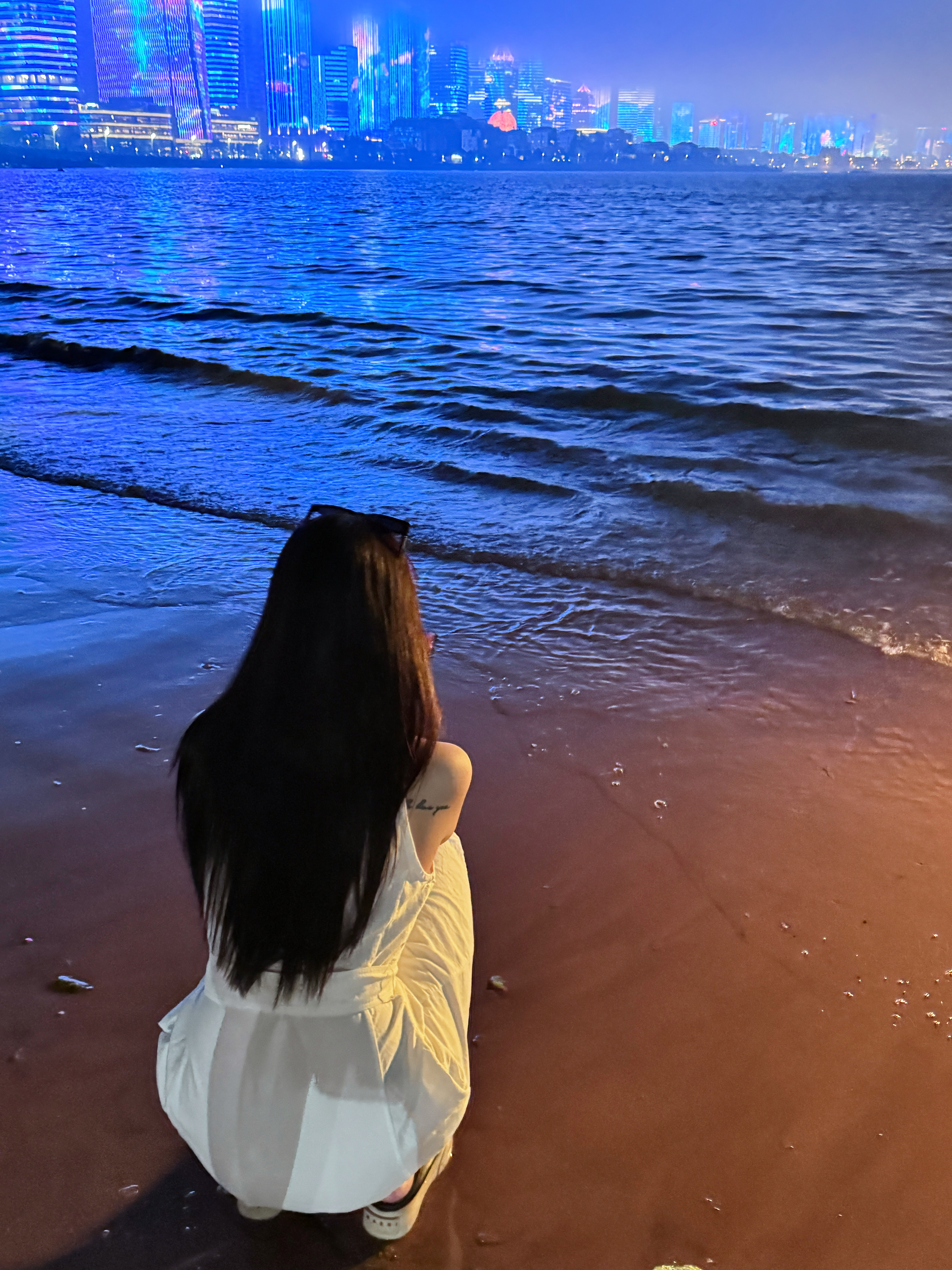 我必须看上去安然无恙吗  ​​​