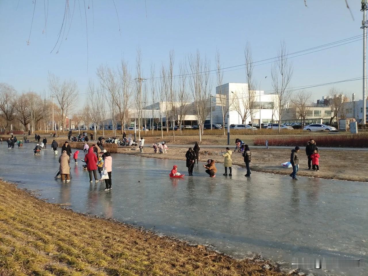 雪为什么到现在还没办好进京证
        到现在冬天已经陪伴很久了，为什么北