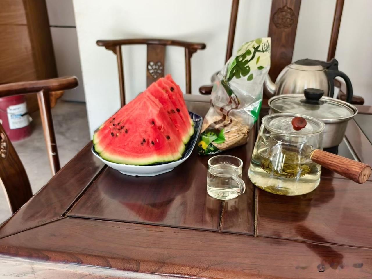 你知道，明明是婆婆受了委屈，却从不说话吗？因为婆婆不能开口，她只要一张嘴，话还没