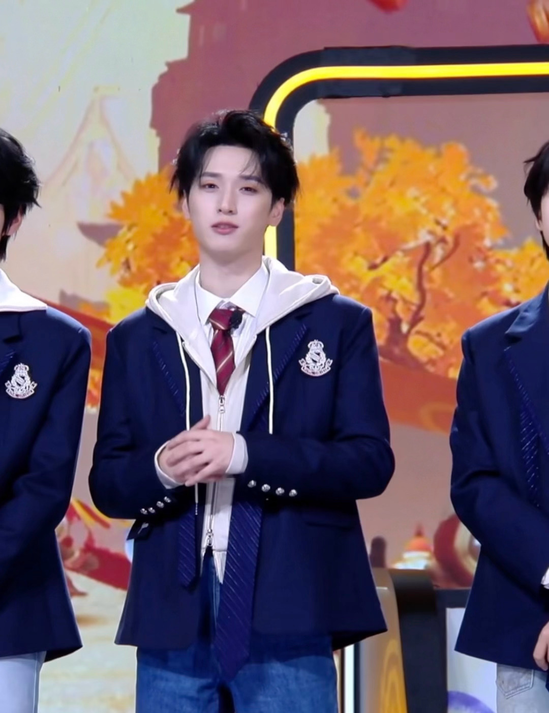 祝大家“在生活的对抗路上，把把都能打出优势” 