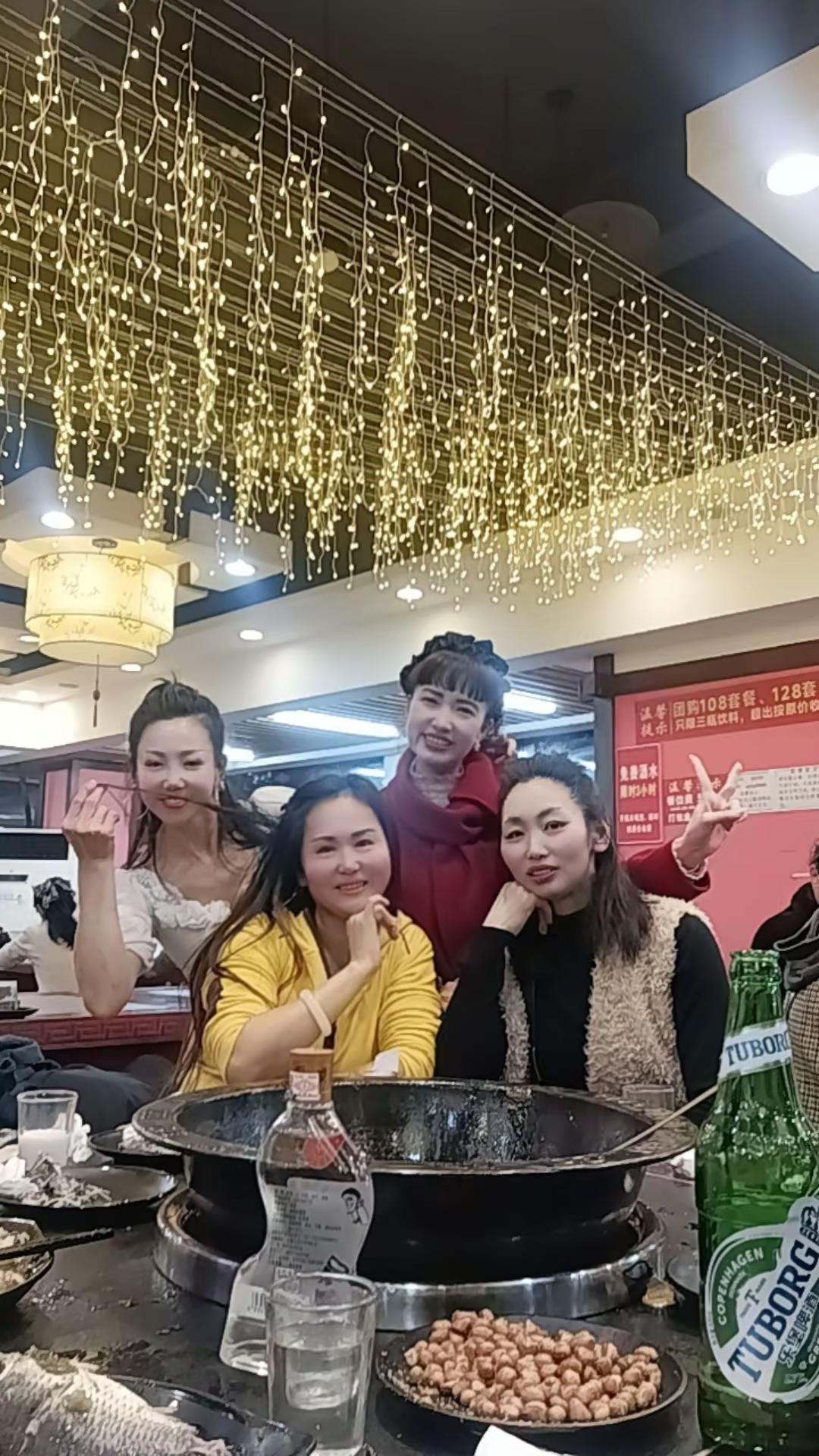 咱们四剑客终于难得聚一下✌🏻✌🏻