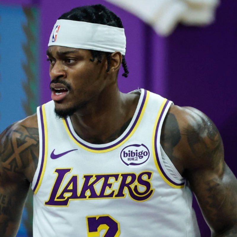 对阵独行侠，彪哥表现高效🔒 12分钟🔒 8 分🔒 4篮板🔒 2助攻🔒 