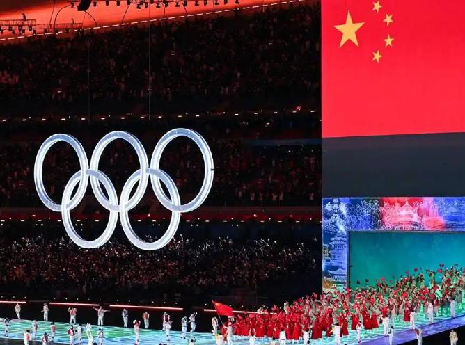如果非让中国办2036年奥运会，可以考虑两个思路，一是由香港举办，费用由香港和国
