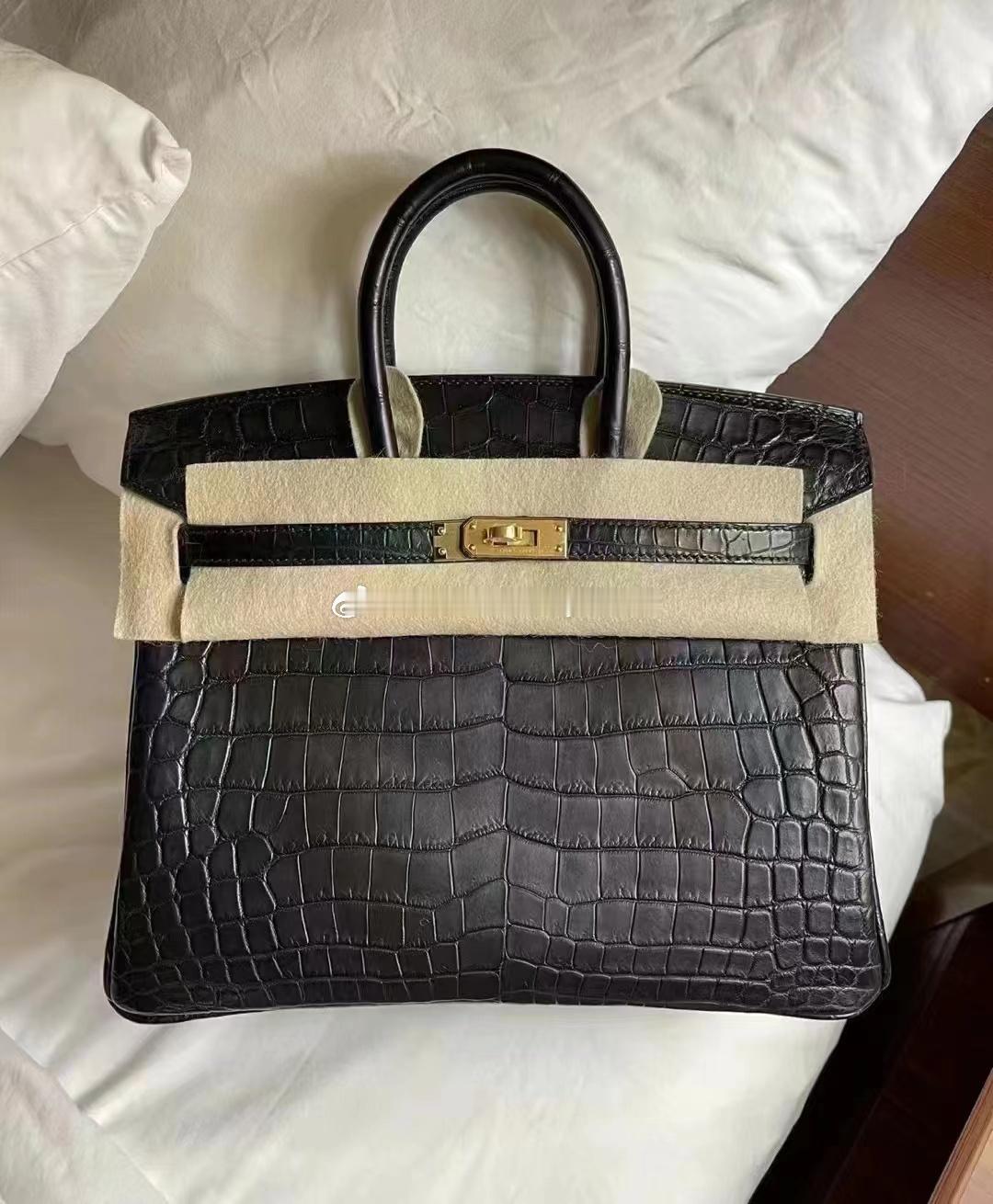 Birkin25 两点鳄鱼黑色雾面金扣♠️内涵神秘，富有力量