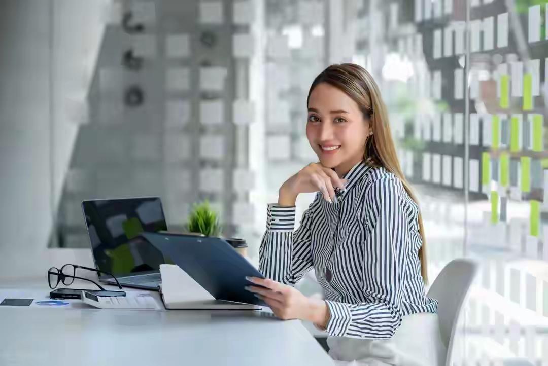 别等别人，先学会善待自己，改变从这一步开始！

你有没有觉得，有时候我们总是在忙