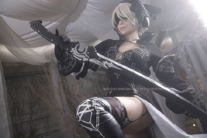 2B COS[哆啦A梦花心]（via twi megunozi） 