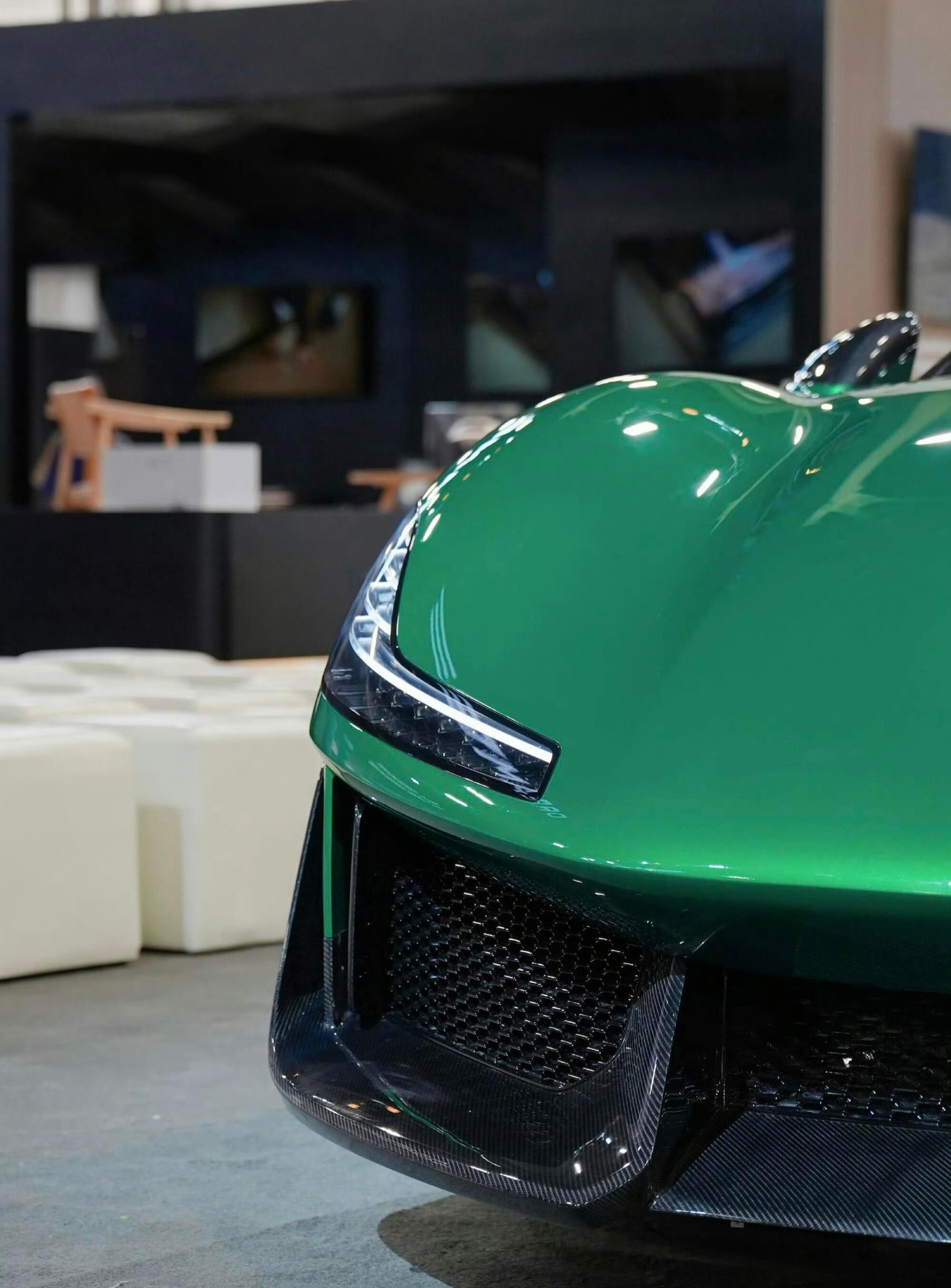 追觅汽车来了追觅汽车在2026年1月4日更名【星宸未来汽车】旗下品牌Kosmer