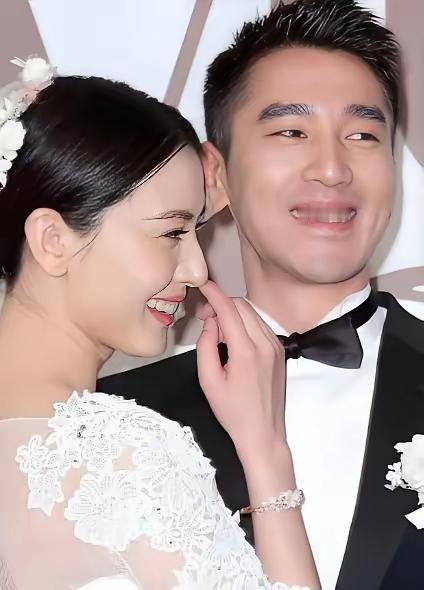 终于懂了高圆圆为啥不急着女儿长得像自己
 
一直都知道赵又廷心心念念盼着女儿五官
