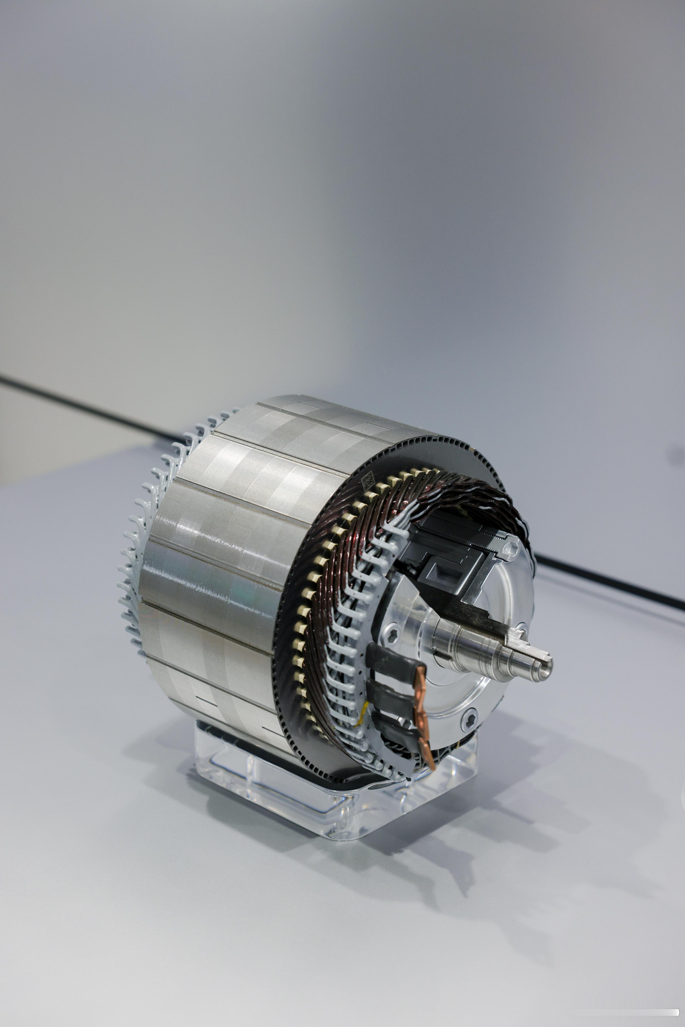 北京车展看了奇瑞的展台，奇瑞这次展馆玩得大！当然也有实力，毕竟出口做的风生水起，