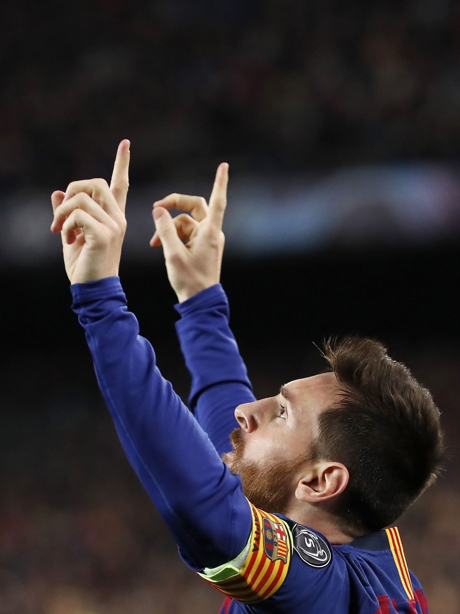 SPORT｜ 成千上万的参与了投票，结果非常明确：梅西以压倒性优势的胜出，远远领