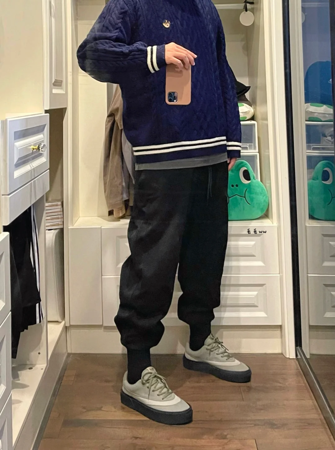 毛衣叠穿｜束脚裤穿搭