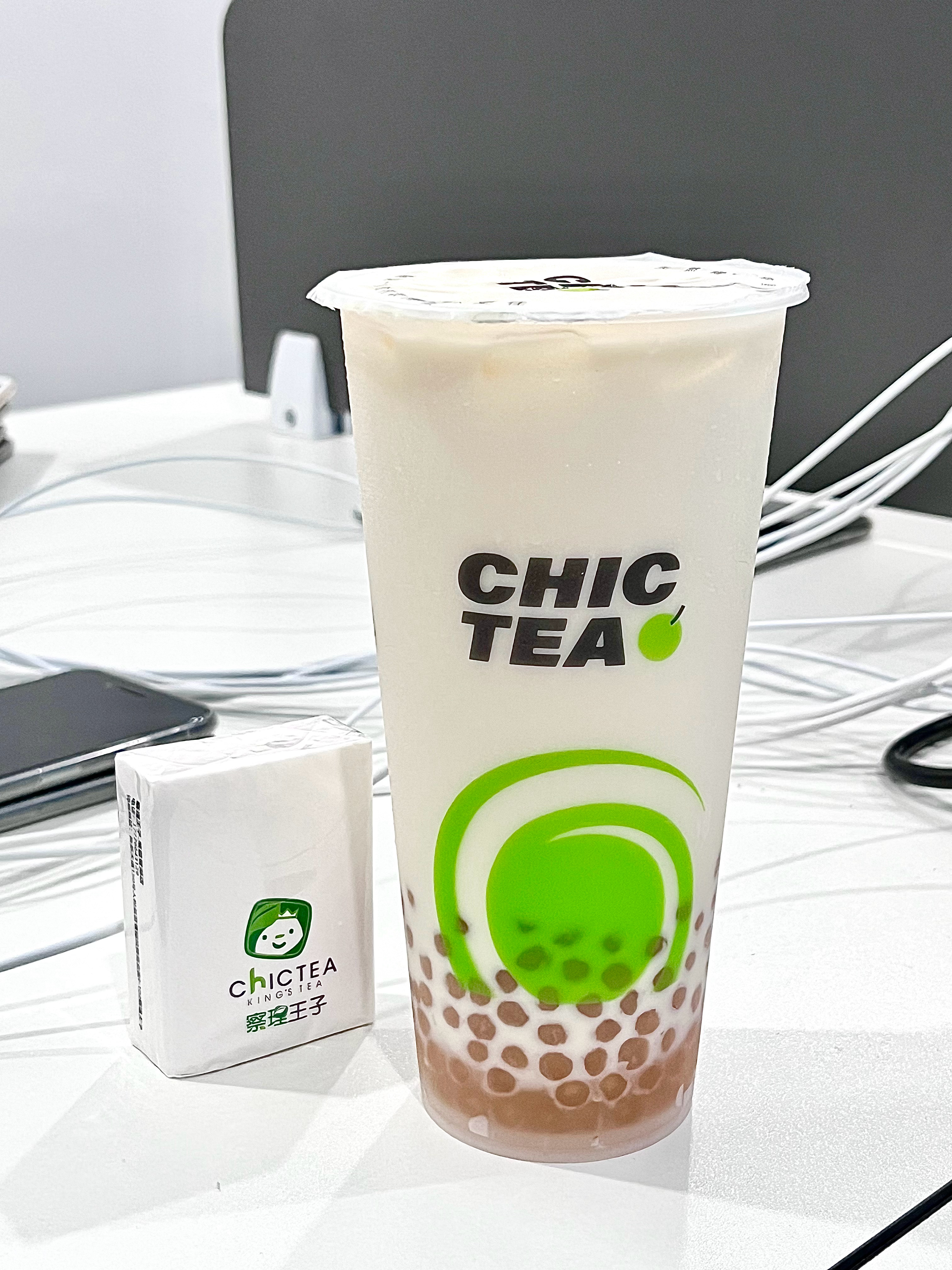 美团京东饿了么打架 给我喝成水牛了 ​​​