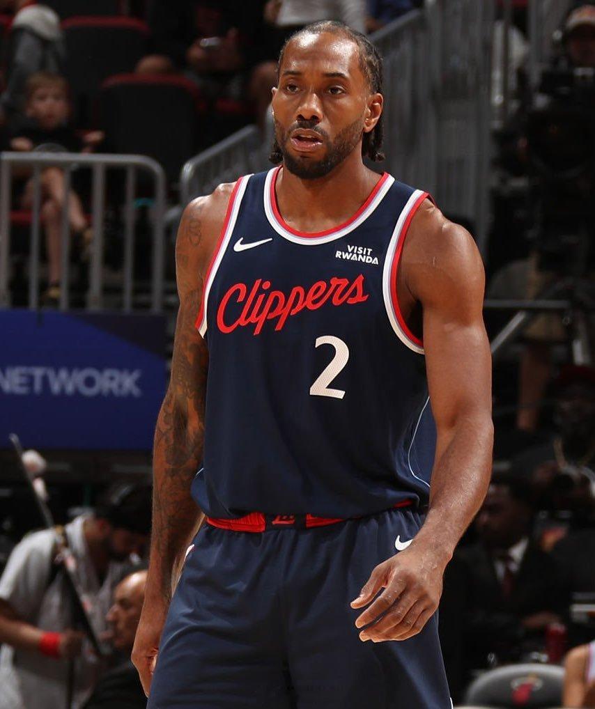 文霍斯特说，莱纳德在交易市场现在是负资产，也就是必须加筹码才能将其送出去；凯文·