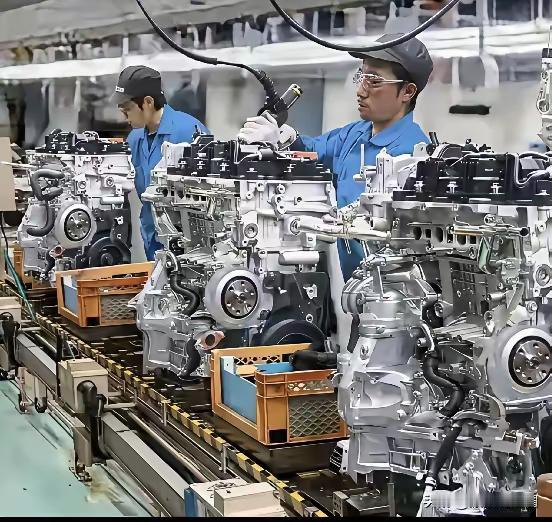 日本跌倒，世界吃饱！！
看着昔日的“工业神话”一点点碎裂，这滋味，挺微妙。
但把