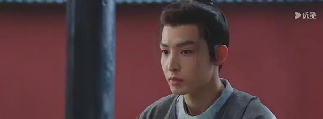 他下的毒，是给自己准备的。
 
你盯着王朴给言凤山包饺子，满脑子猜他毒在哪儿。错