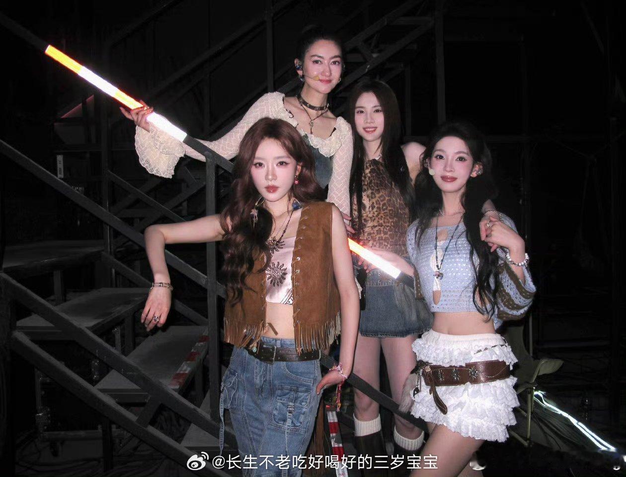 张月 没保护好者来女是我的遗憾张月的眼泪和自责我都懂，明明已经拼尽全力了，却还是