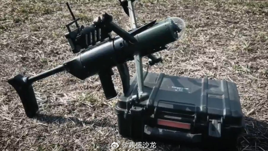 烽火问鼎计划  俄罗斯新型低成本、智能化、模块化Prizrak 拦截无人机，据说