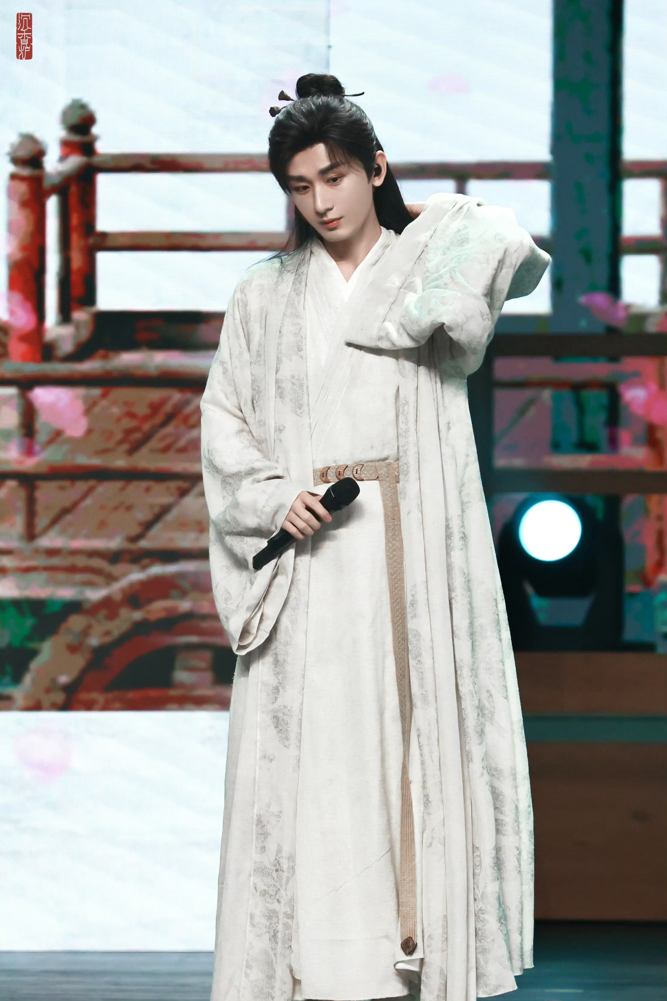 电视剧莲花楼 江南淡淡雨潇潇 与君暮暮复朝朝成毅莲花楼