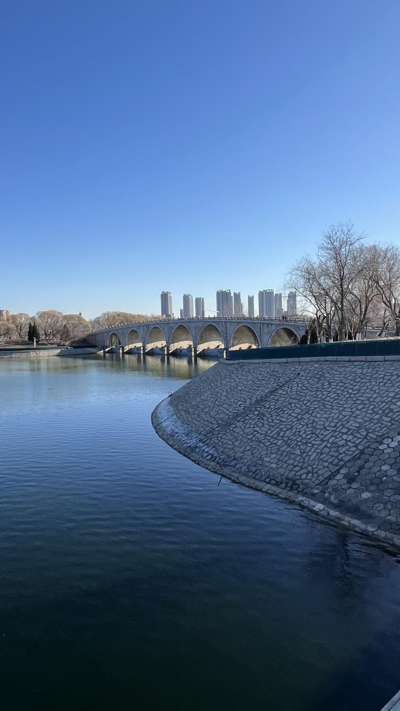 随手拍一张你所在城市的蓝天景色
