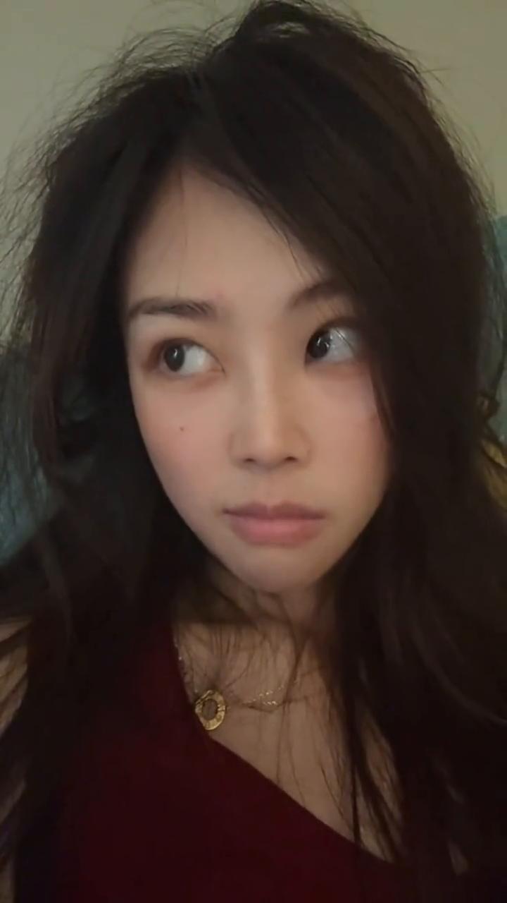 我要再长得俊一点，一点都不干活，长得丑，没有请客吃饭的，也没有养着的，只能自食其