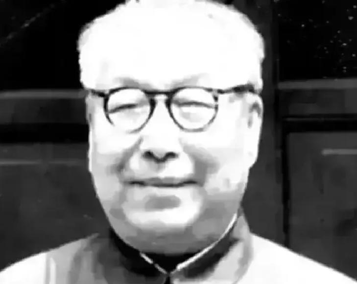 1988年，一个浑身泥巴的庄稼汉，竟让原中顾委委员李运昌躬身敬礼，更让人震惊的是