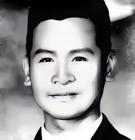 1951年，上海审讯室，一个国民党特务熬不住审问。最后交代道：“我说个秘密，南京