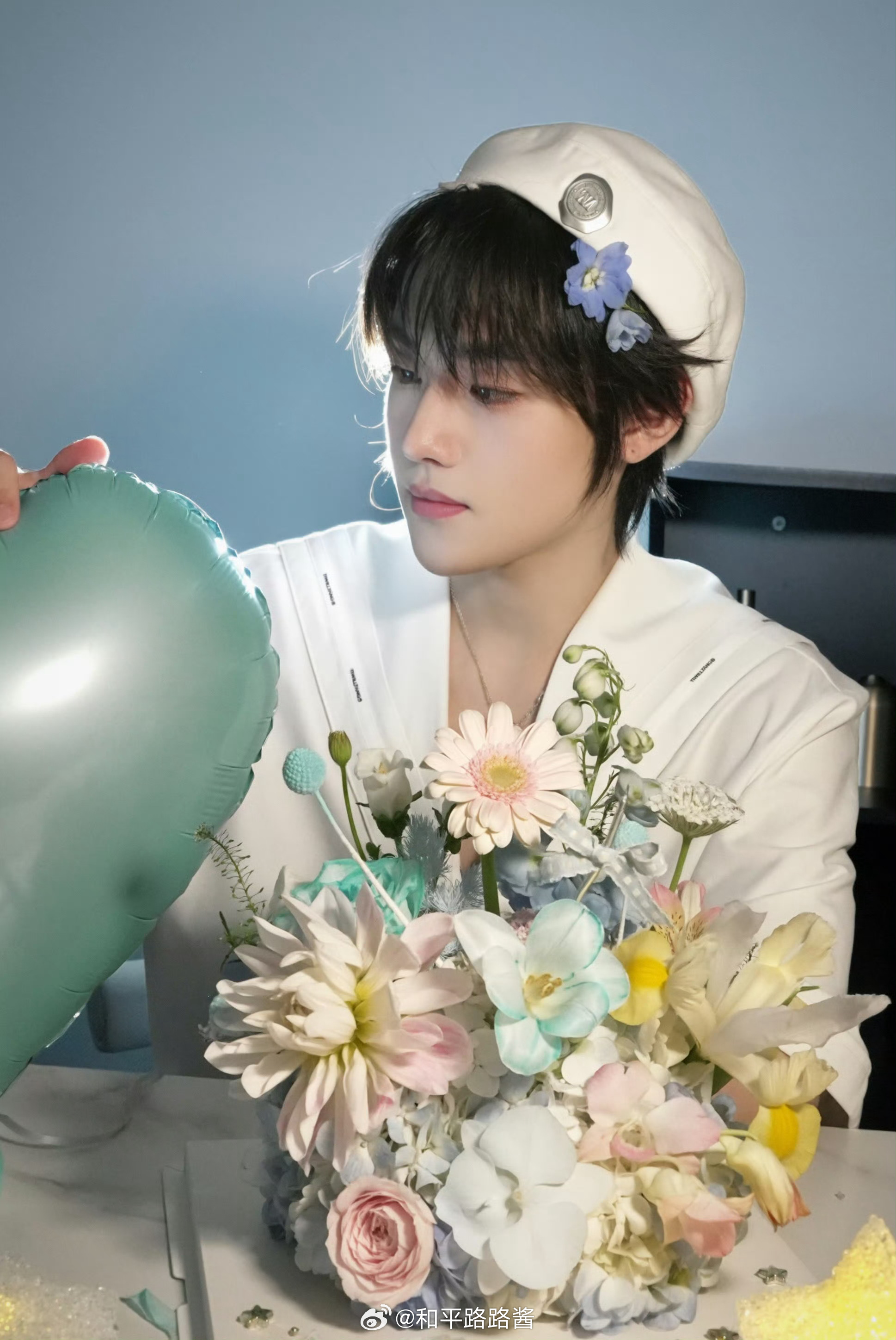 新鲜的阿光！好看爱看多发22岁云野逐光 ag司马光星光少年写真