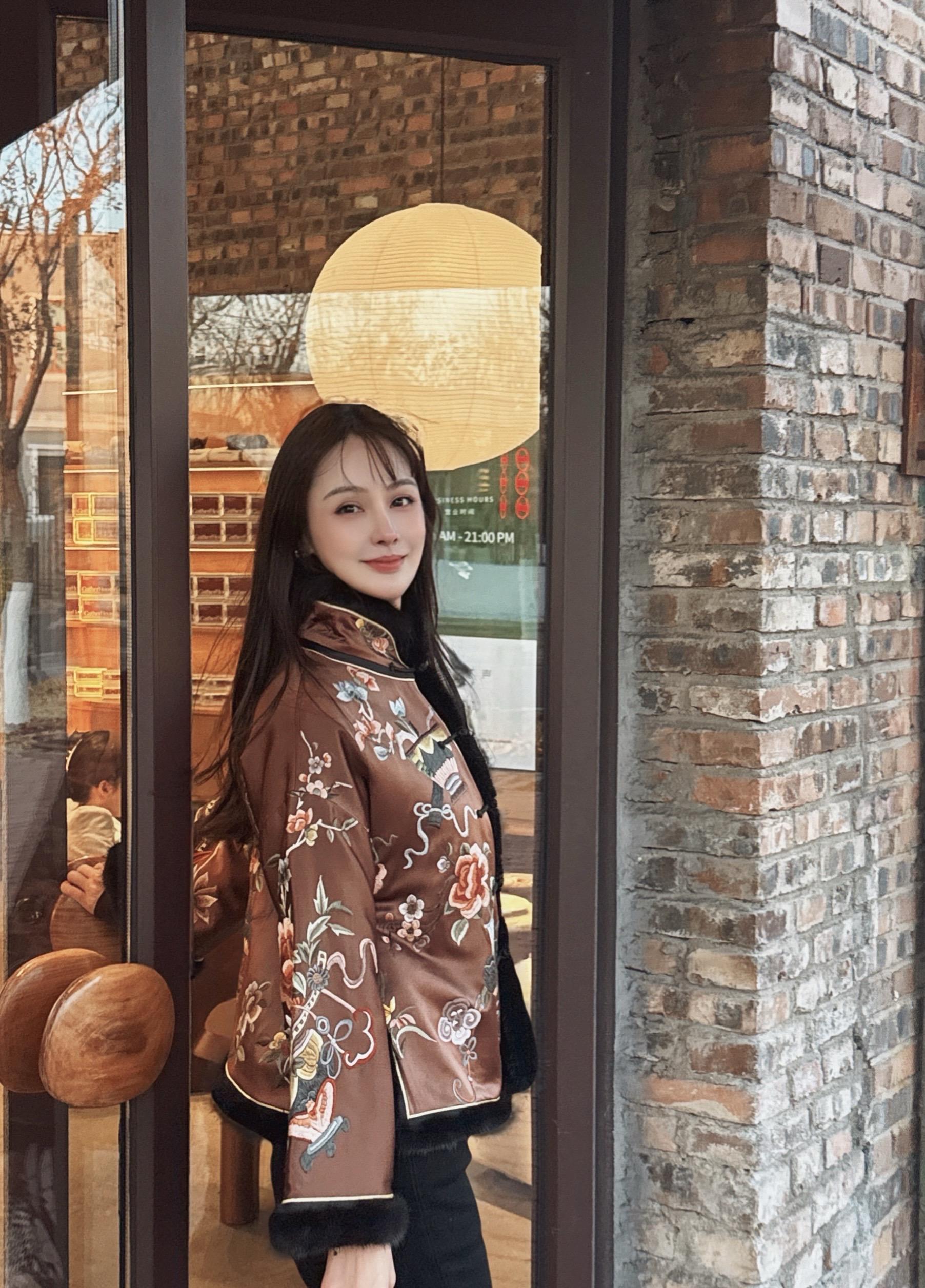 人需要被自己迷恋的事物点亮。