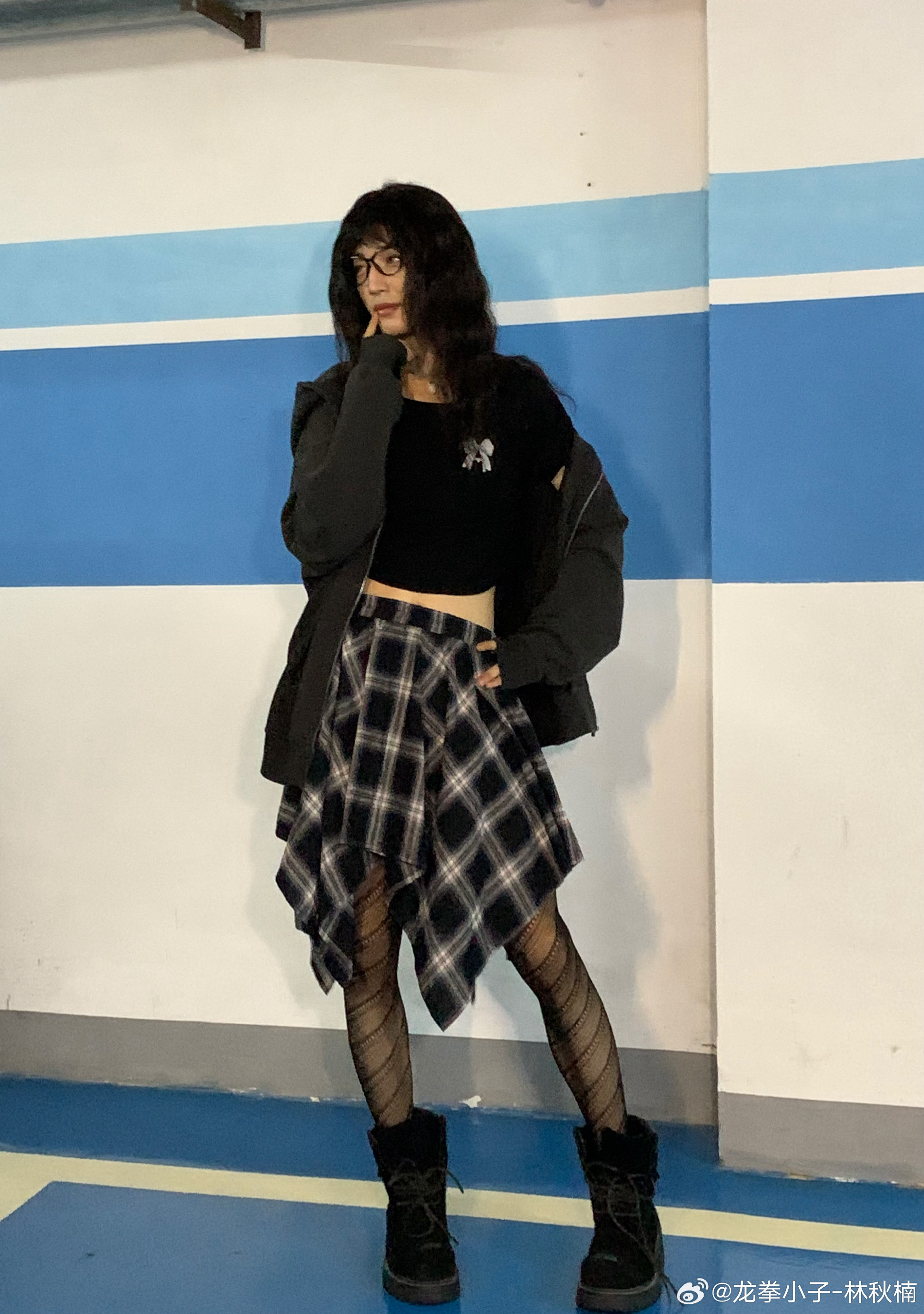 林秋楠复刻女装小辛林秋楠这把真豁出去了 林秋楠居然敢复刻女装小辛！这突破也太大了