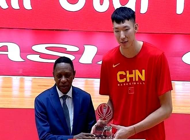 先猜猜看，11月28日男篮世预赛，中国队主场对阵韩国

中国队哪名球员对韩国威胁