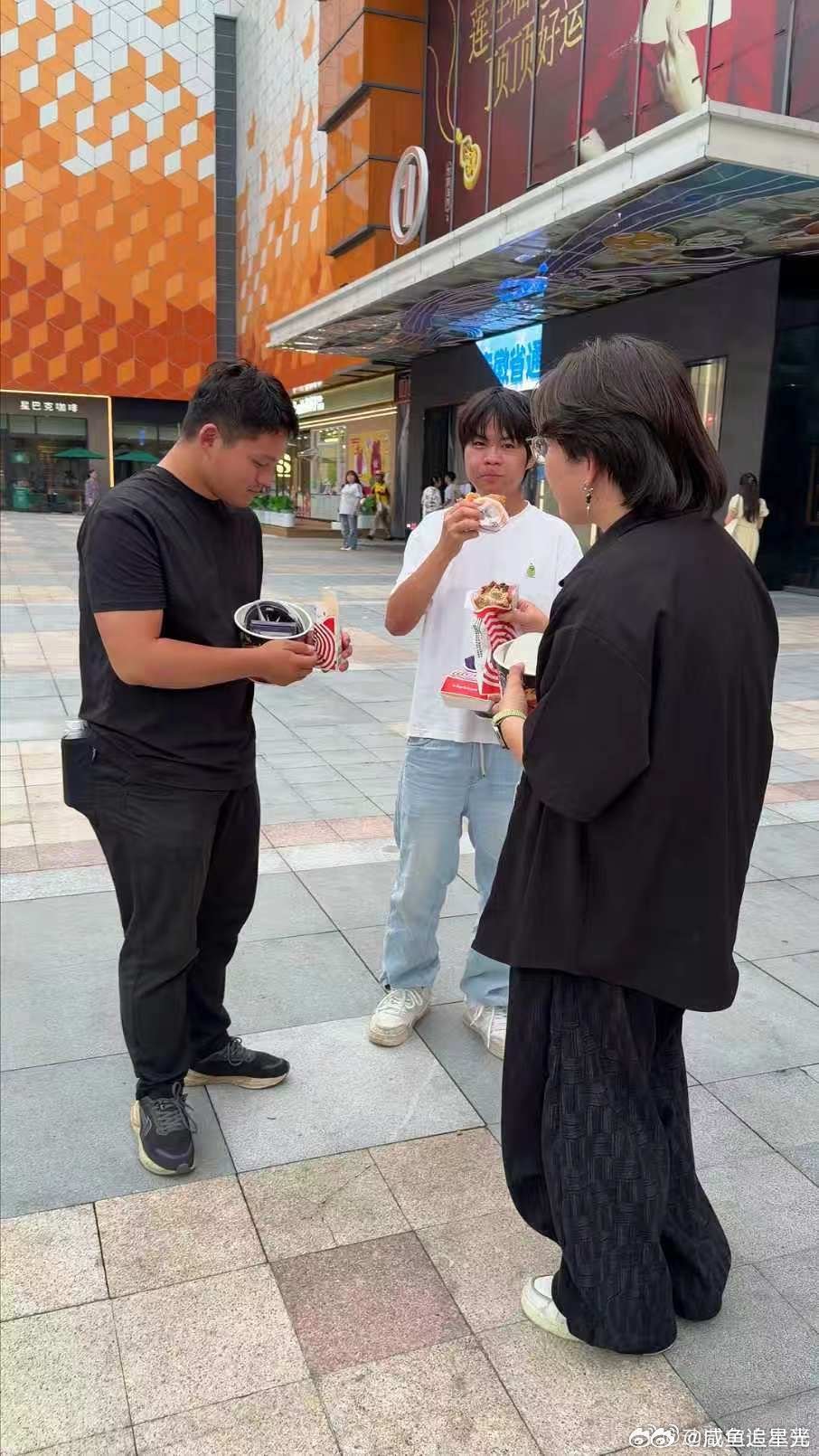铜陵打瓦人新暗号是匠味大鸡铜陵打瓦人标配想融入铜陵打瓦圈子，第一件事就得记住这句
