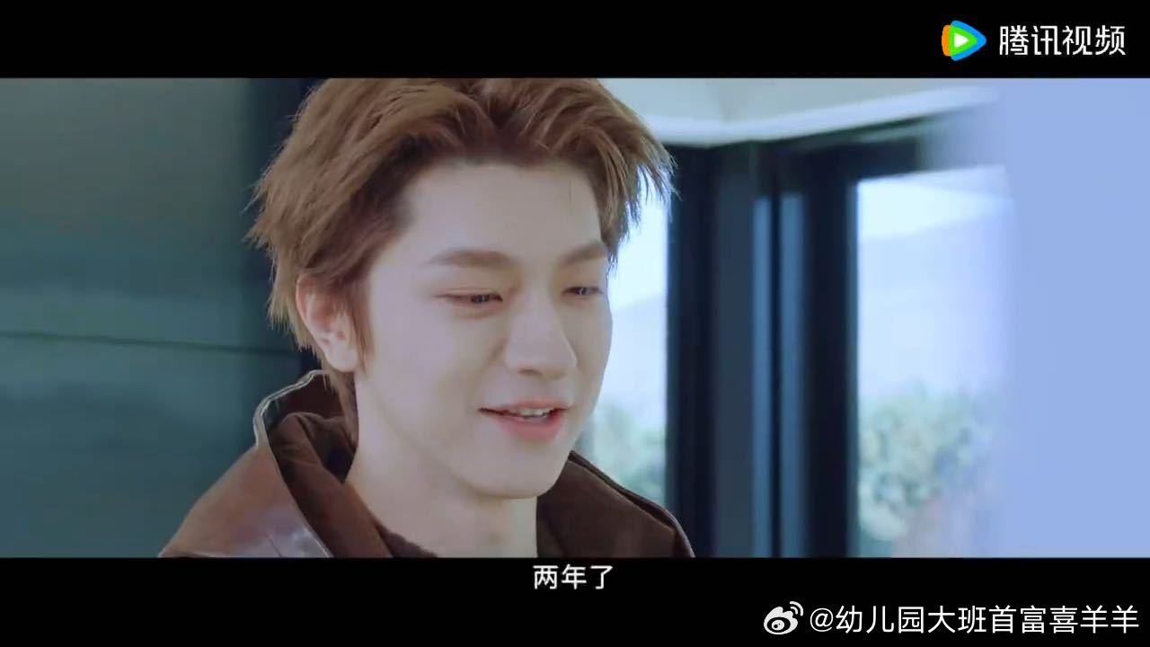 林一对周也说我唱歌比你好听林一周也还没原谅现偶吗 贴耳朵这种动作在林一手里就是用