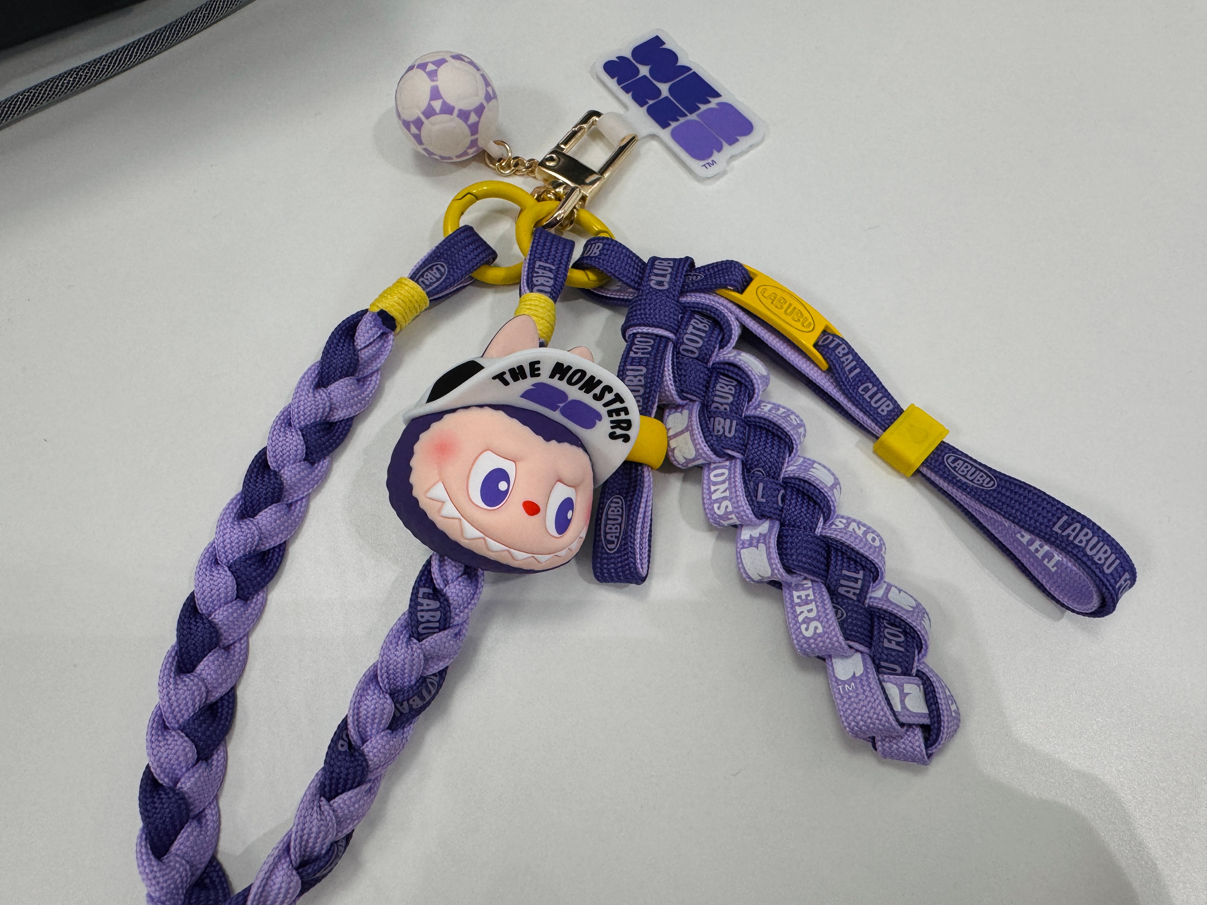 泡泡玛特世界杯系列的紫金配色这能不拿下吗洛杉矶湖人泡泡玛特2026美加墨世界杯