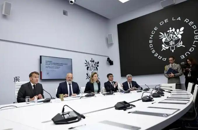 中国答应法国参会，但是对于G7会议，中国不会参加。6月10日，根据报道，法国总统