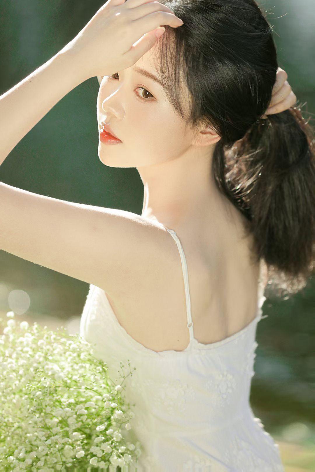 少女摄影|NO.0266期
小清新风格室外写真