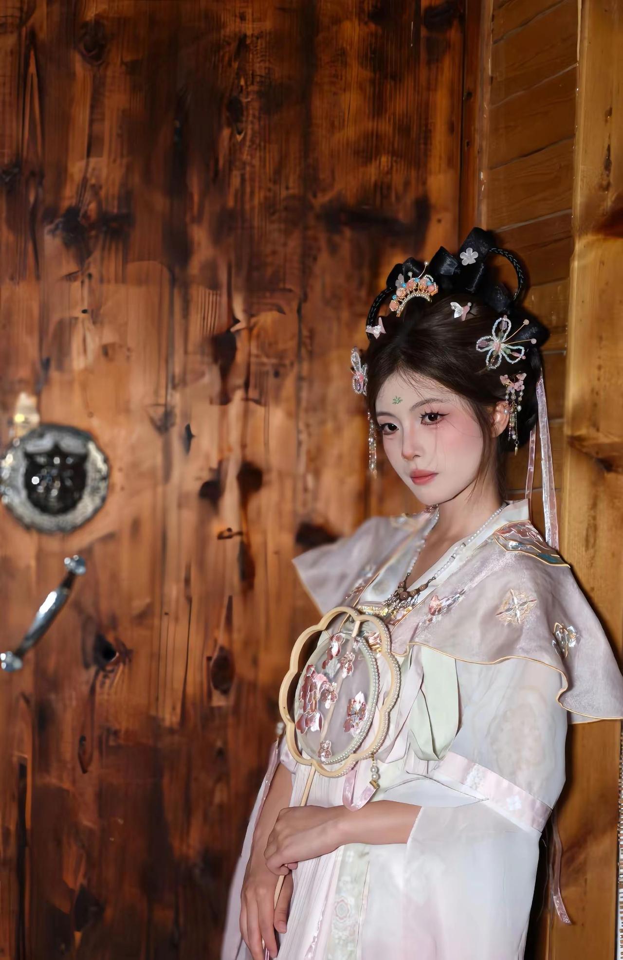 小小邻家姑娘