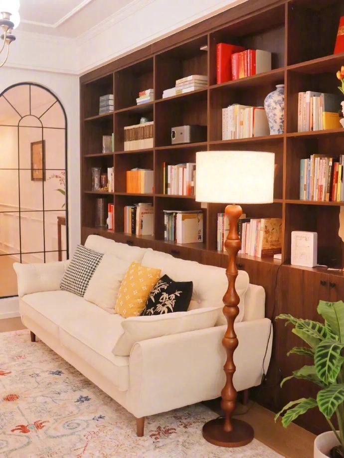 湖北一50岁姐姐火了，看了她的65㎡小家，才知道什么叫岁月静好，进屋就被治愈了！